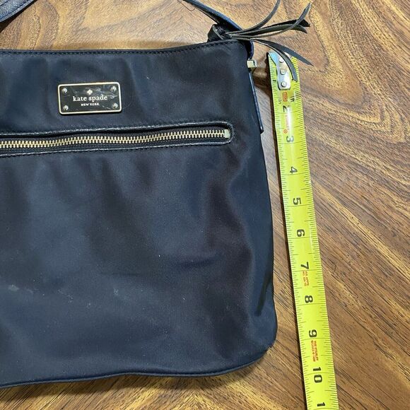 Kate Spade Crossbody Shoulder Bag Black Nylon Leather Trim Messenger - Picture 3 of 10